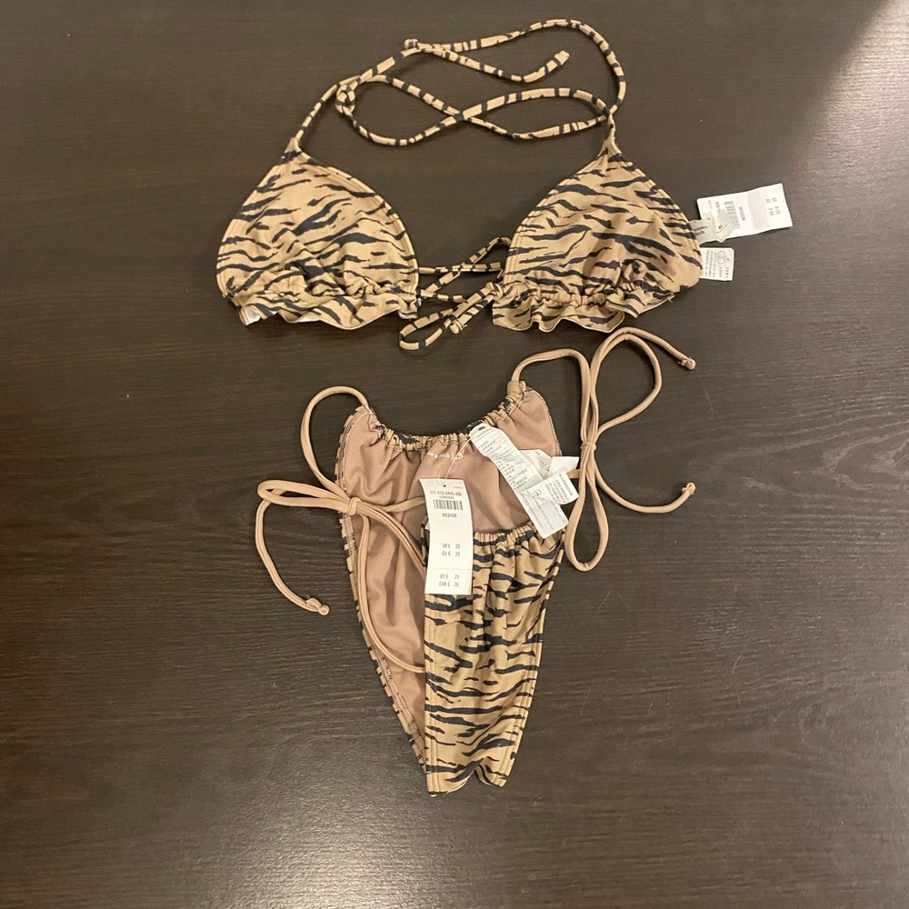 Womens Abercrombie & Fitch zebra print swim suit, size medium